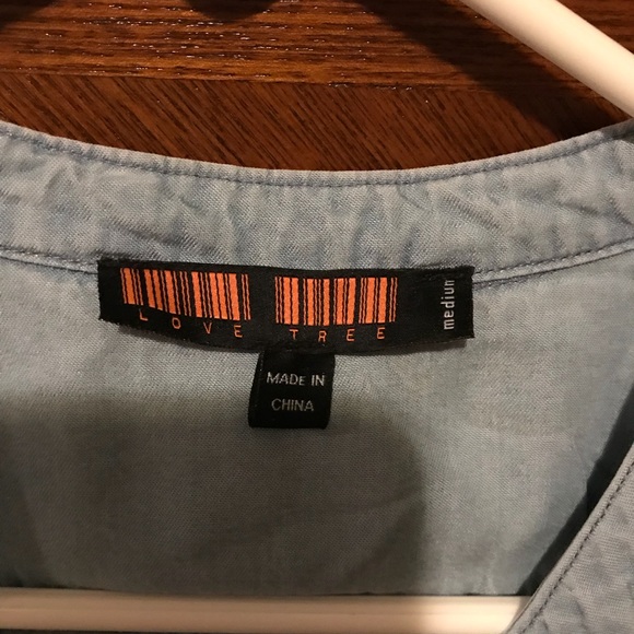 Love Tree Size medium light denim colored tunic - Picture 2 of 4